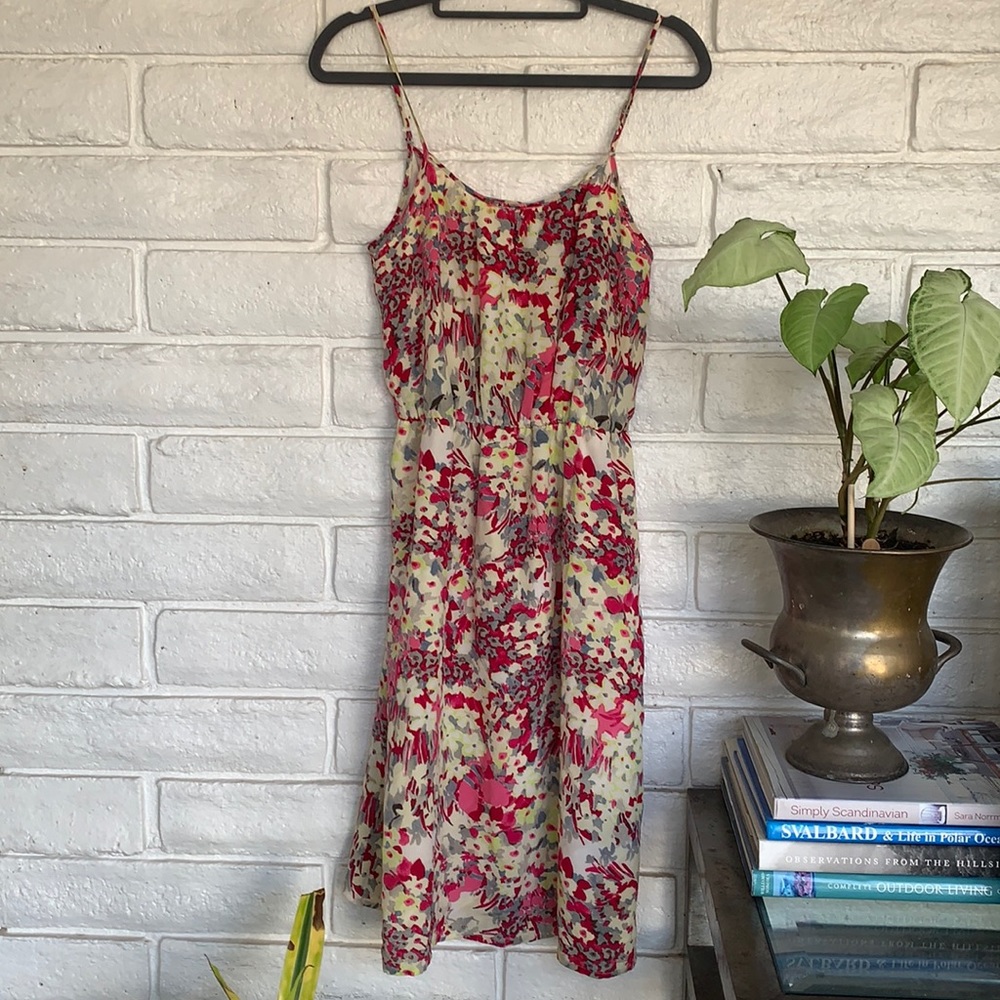 BANANA REPUBLIC - Silk Floral Dress